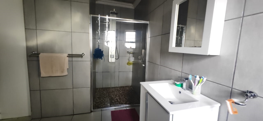 3 Bedroom Property for Sale in Mossel Bay Ext 15 Western Cape